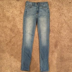 Hollister Medium Wash Ultra High Rise Skinny Jeans